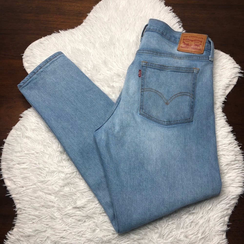 Levi’s High Waist Button Fly Skinny Jeans
